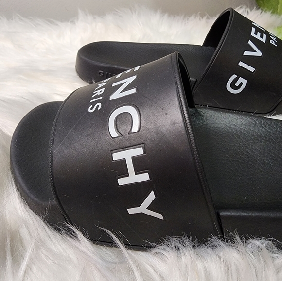 Givenchy Logo  Women Pool Slides size6 - Picture 5 of 13